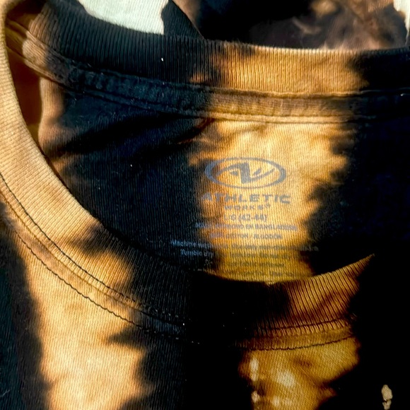 NWOT MENS LARGE REVERSE TIE DYE T-SHIRT - Picture 3 of 3